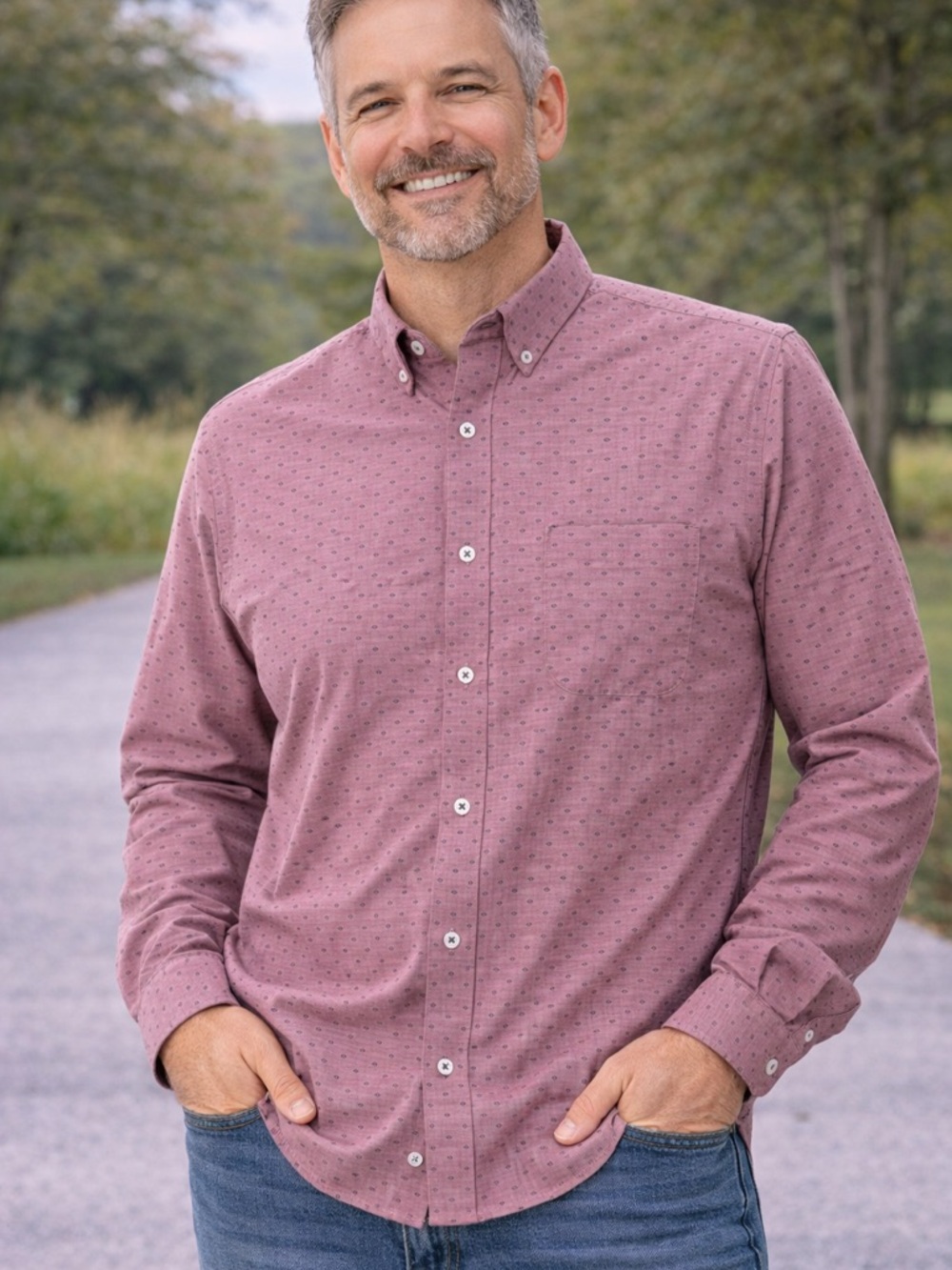 Roundtree & Yorke Men's Long-Sleeve Button-Down Shirt in Mauve